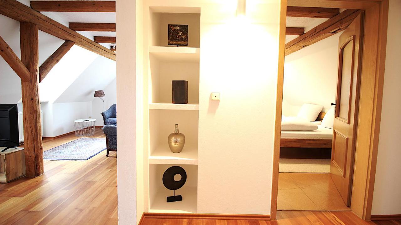 Apartment Am Wasserschloss 1-3 *