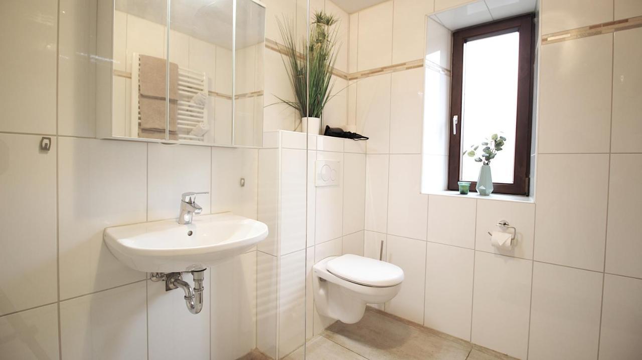 Apartment Am Wasserschloss 1-3 *